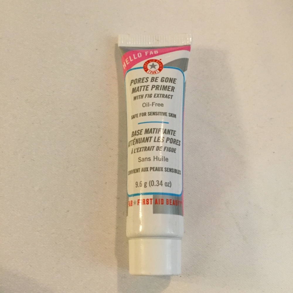 First aid beauty pores be gone primer samp…